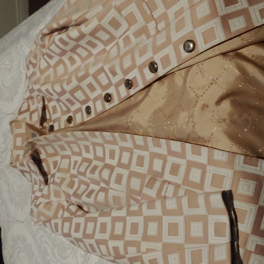 A blazer jacket Kenar size 6 worn once Gold & Tan
